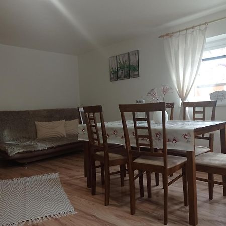 Apartman Paula -Dovolenka Pri Aquaparku Липтовски-Микулаш Экстерьер фото
